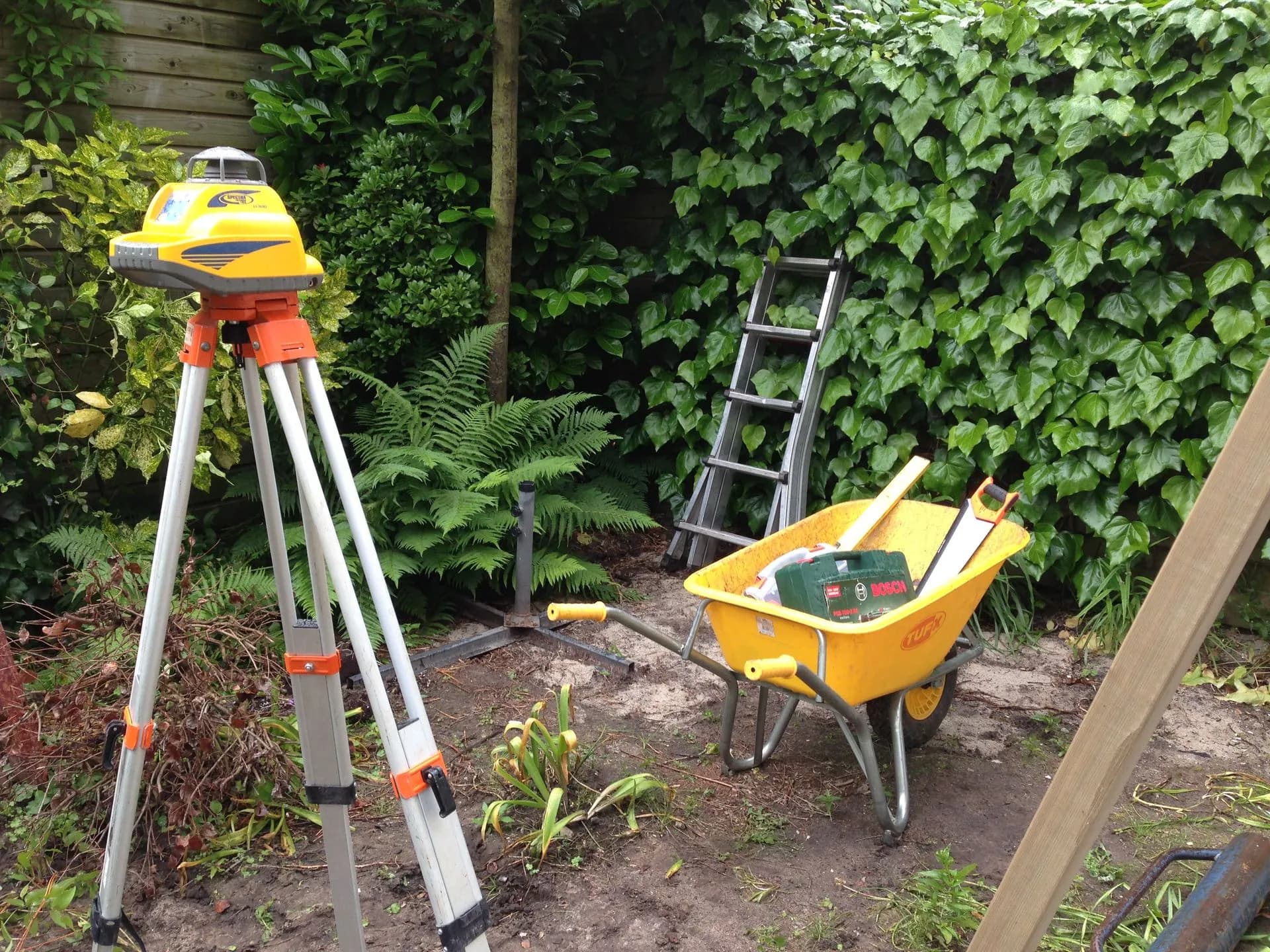 Grondwerk met instrumenten